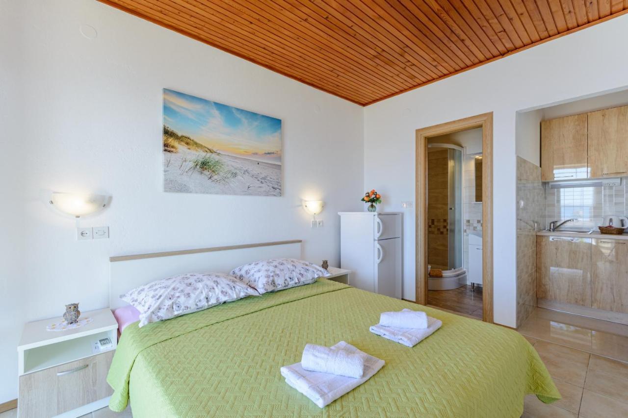 Rooms Sani Brela Eksteriør billede